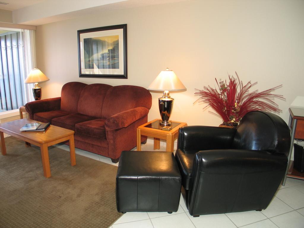 Casa Loma Lakeshore Resort West Kelowna Bilik gambar